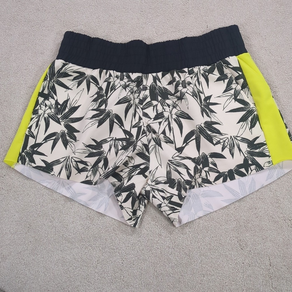 The Upside Womens Athletic Shorts Black Elastic Bamboo Floral Size 6 Active